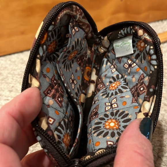 Vera Bradley Wristlet - Picture 6 of 6